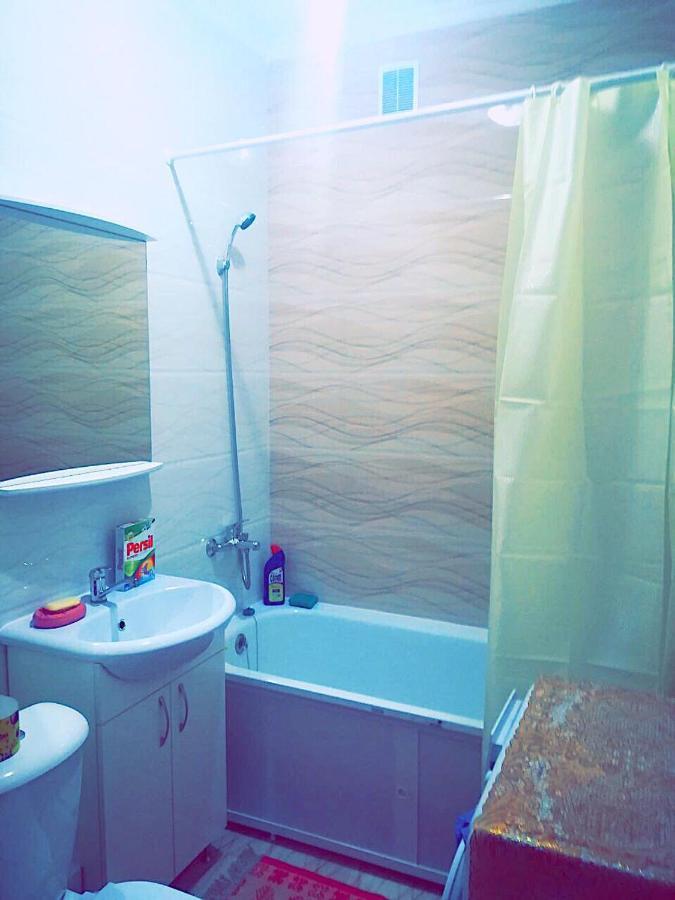 Apartment In Heart Of Astana Exterior foto