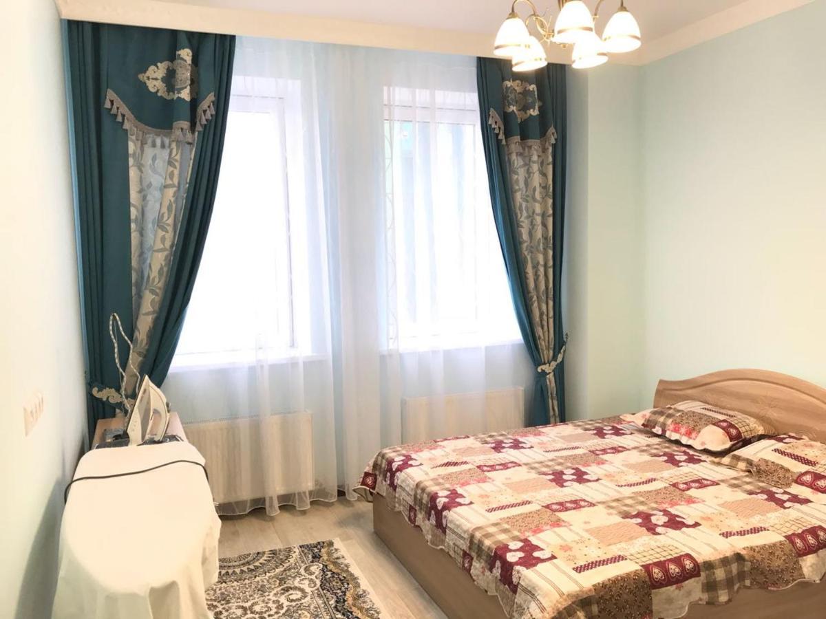 Apartment In Heart Of Astana Exterior foto